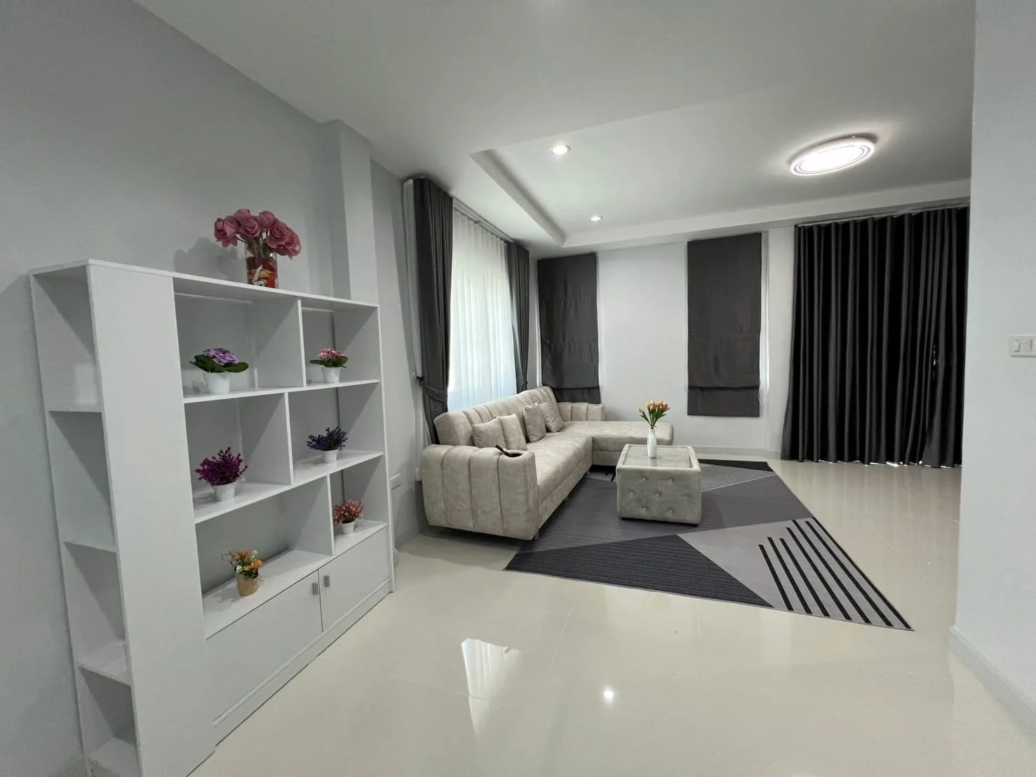 THE AIR 9 บ้านสวย พร้อมอยู่ ฟังก์ชันครบ ให้เช่า 26,000 บาท/เดือน