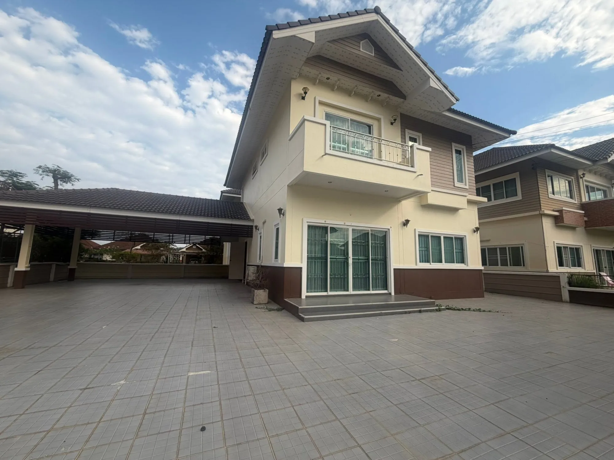 บ้านเช่าน้ำลัด เชียงราย หลังใหญ่เฟอร์ครบ 18,000 บาทต่อเดือน