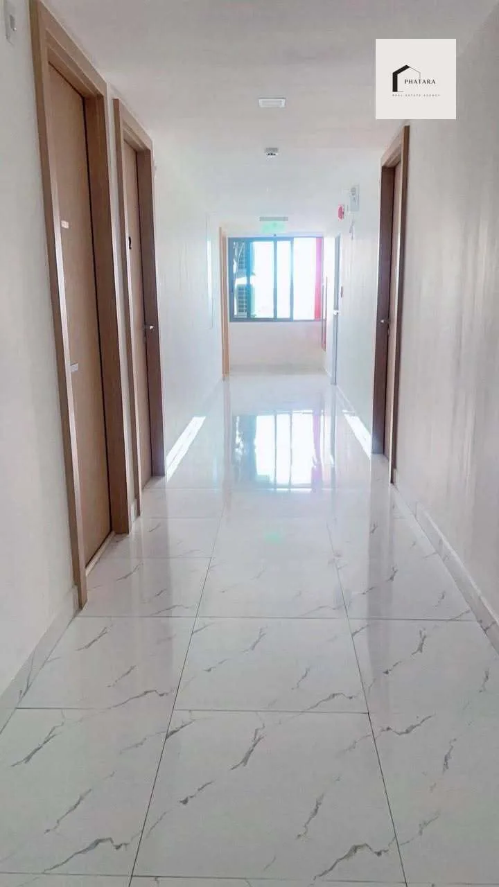 ขายคอนโดวิวทะเล The Breeze Condominium บางเสร่ ราคา 3.9 ล้านบาท