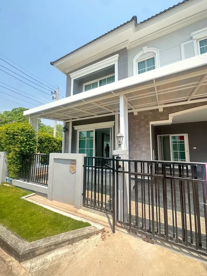 ขาย/ให้เช่าบ้านหรู Golden Town เชียงราย ใกล้สนามบิน